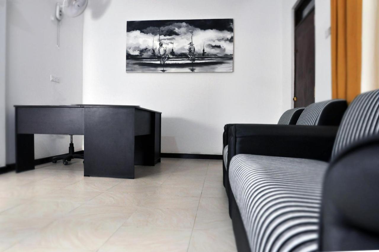 Triple Edge Villa Unawatuna Exterior photo